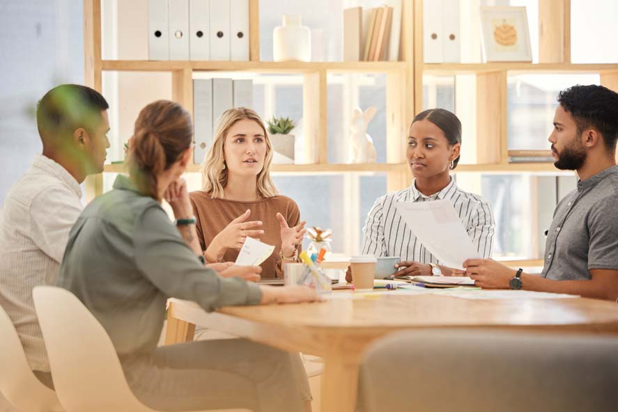 Counter offer in English law - negotiating around a table