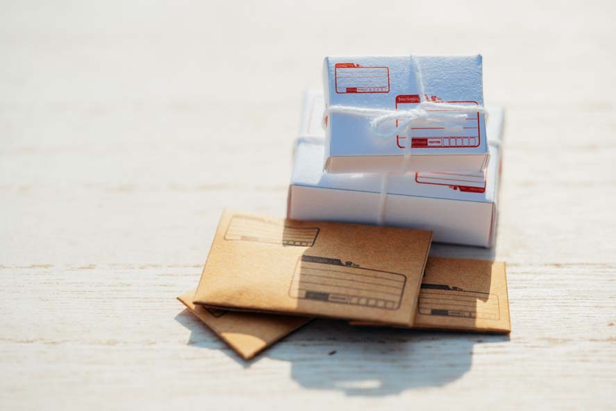 The receipt rule in English law - post office letters and packets